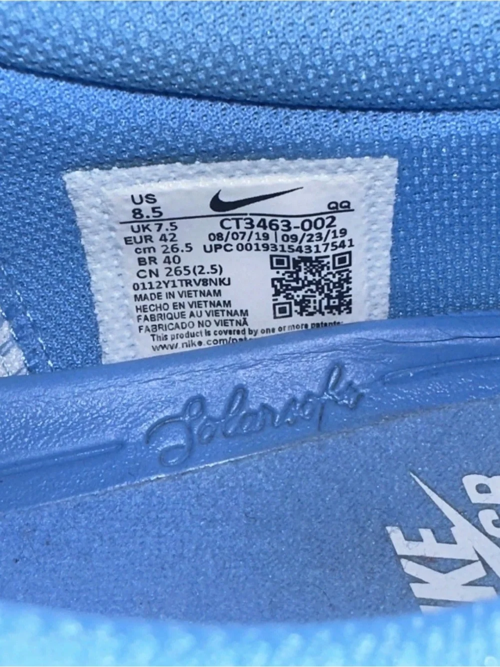Nike classic low